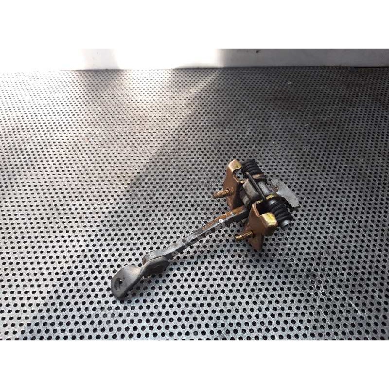 Recambio de retenedor puerta delantera derecha para renault clio ii fase ii (b/cb0) authentique referencia OEM IAM - Rojo 2