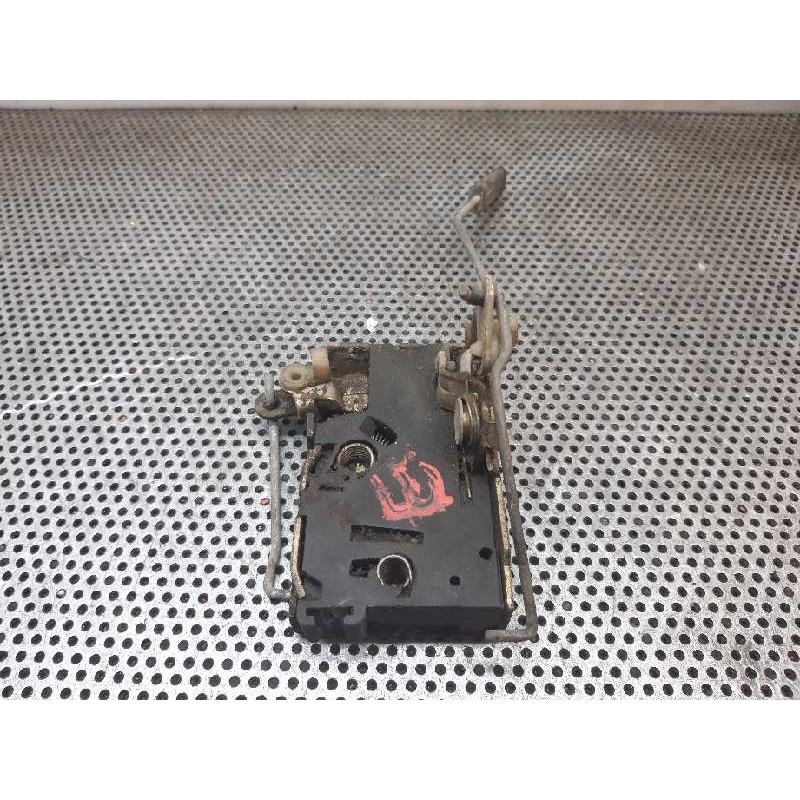 Recambio de cerradura puerta delantera derecha para peugeot 205 berlina referencia OEM IAM  125574 2