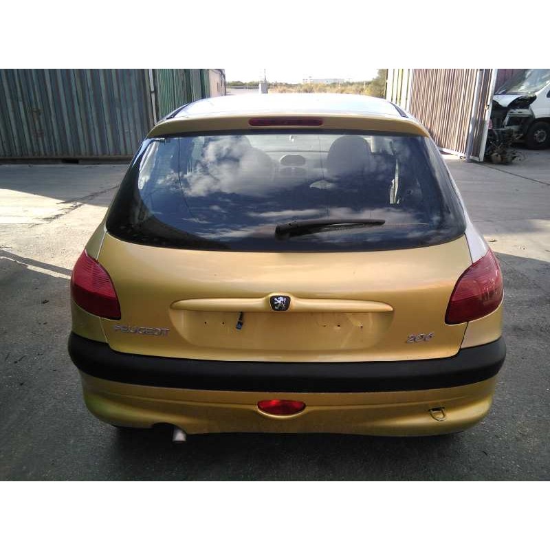peugeot 206 berlina del año 2003