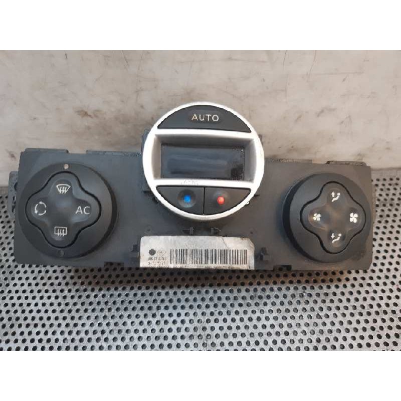 Recambio de mando climatizador para renault clio grandtour business referencia OEM IAM 8200296683  