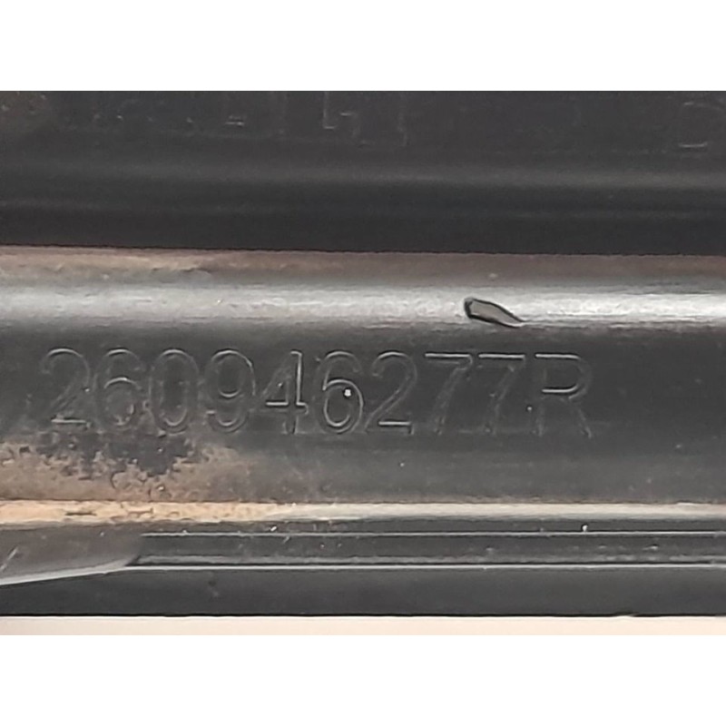 Recambio de moldura paragolpe delantera izquierda para renault clio iv limited referencia OEM IAM 260946277R - Blanco 2