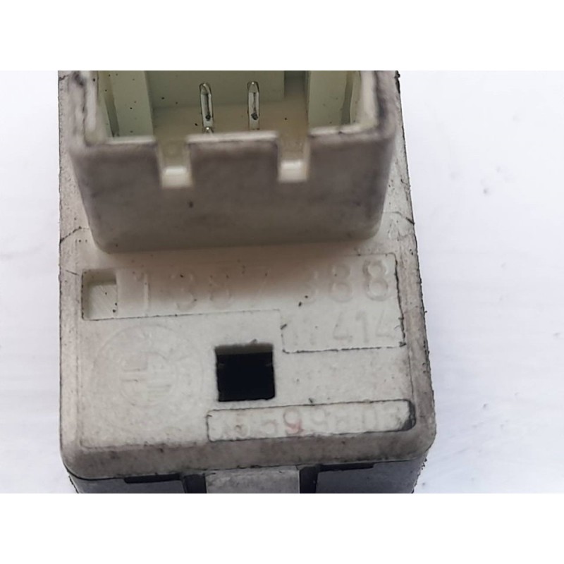 Recambio de mando elevalunas trasero derecho para bmw serie 3 berlina (e36) 318tds se referencia OEM IAM 1387388 - Verde 2
