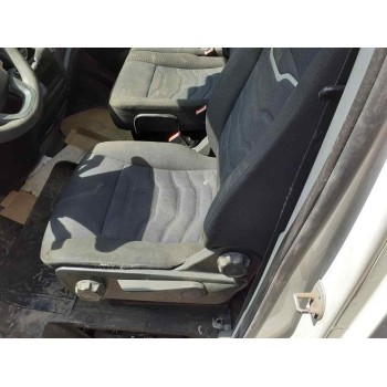ASIENTO DELANTERO IZQUIERDO 