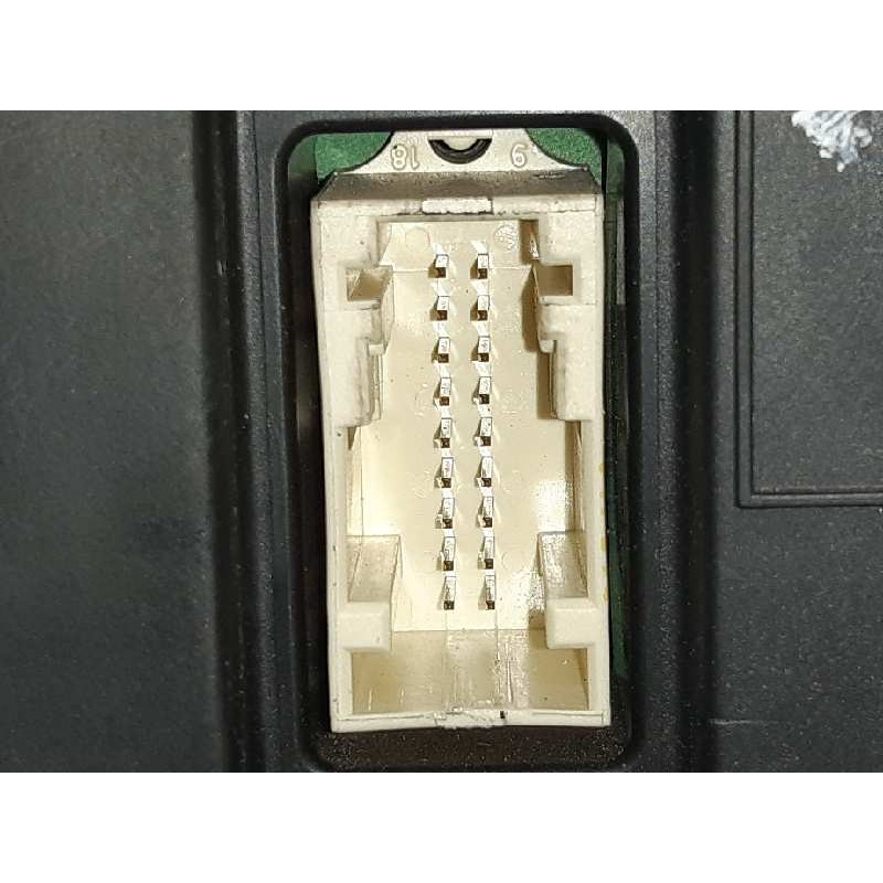 Recambio de mando climatizador para renault clio grandtour business referencia OEM IAM 8200296683 - Negro 5