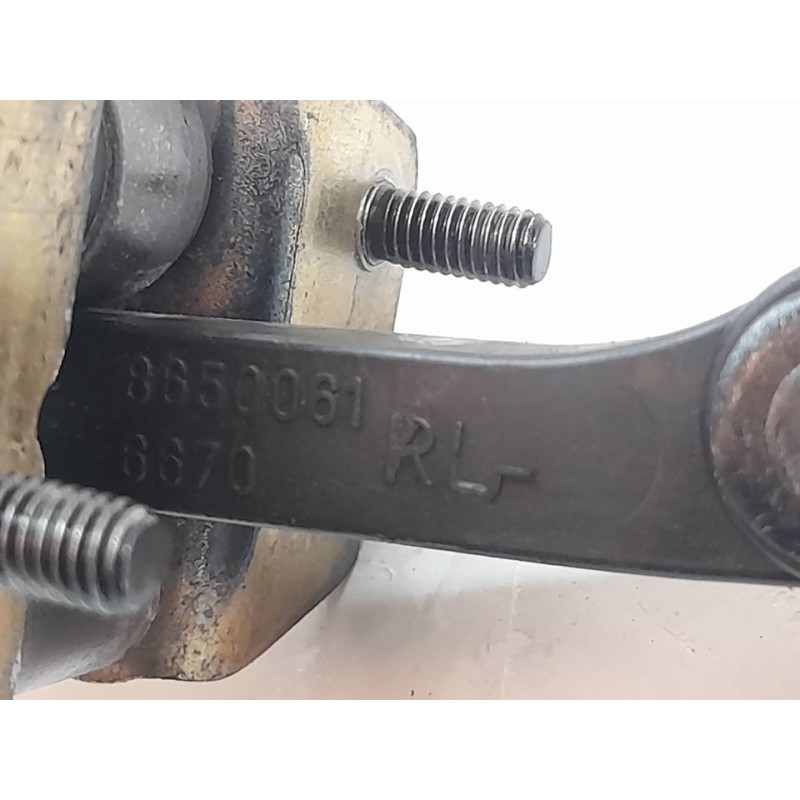 Recambio de retenedor puerta trasera derecha para volvo xc90 d5 summum (7 asientos) (136kw) referencia OEM IAM 8650061 - Negro 2