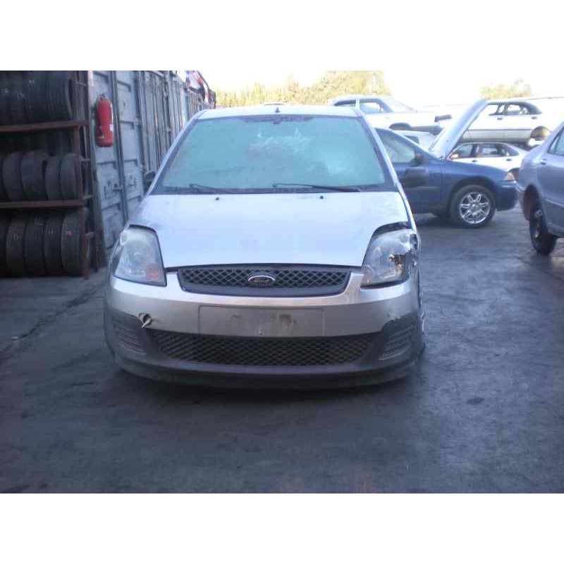 ford fiesta (cbk) del año 2001