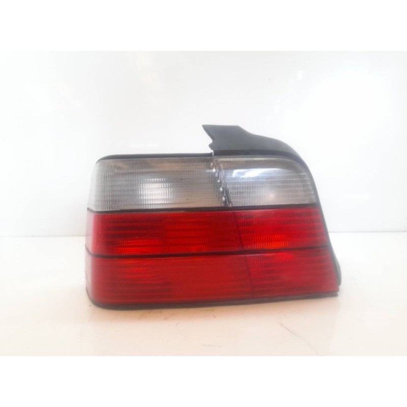 Recambio de piloto trasero izquierdo para bmw serie 3 berlina (e36) 318tds se referencia OEM IAM   