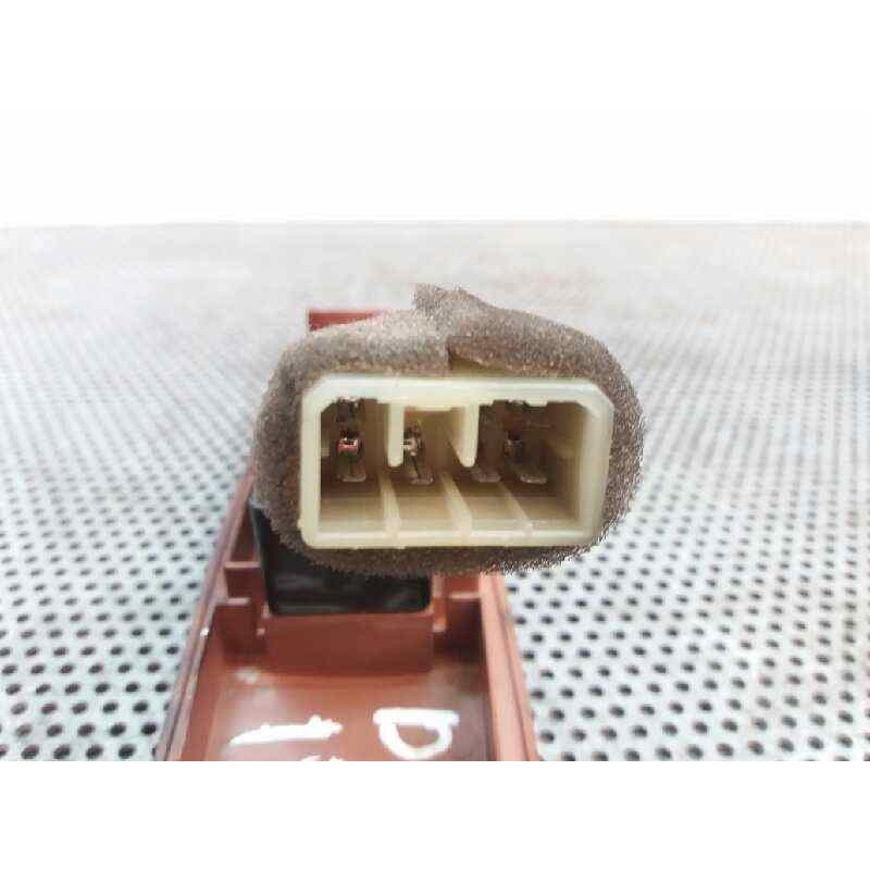 Recambio de mando elevalunas delantero derecho para kia clarus 2.0 glx berlina referencia OEM IAM - Verde 2