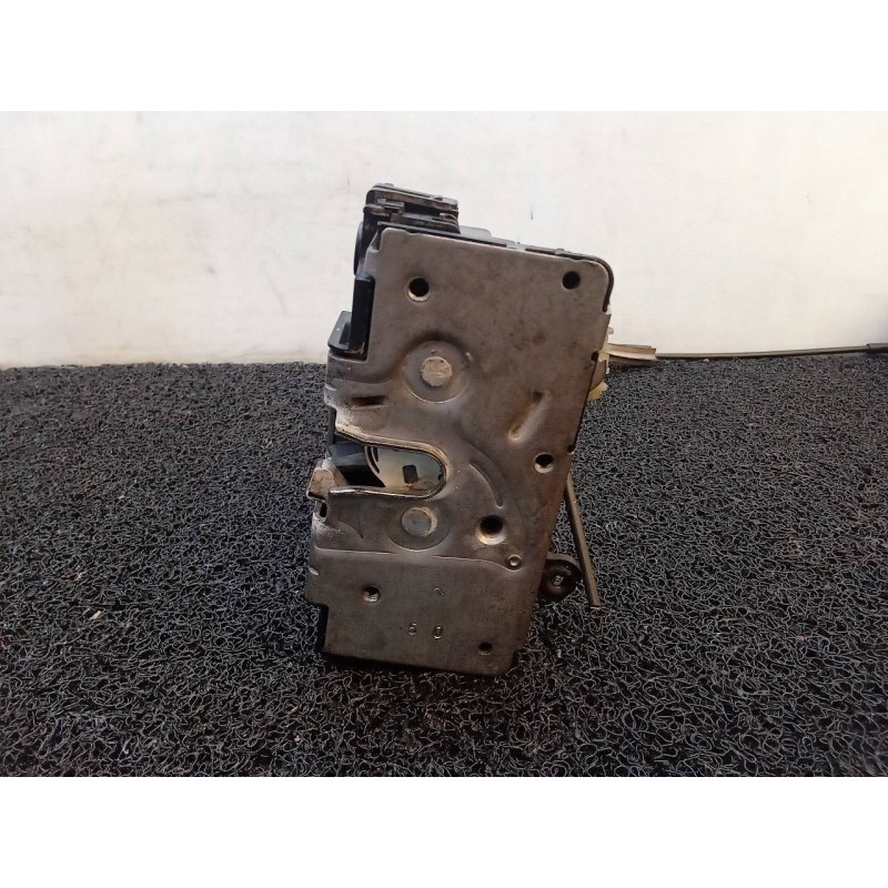 Recambio de cerradura puerta delantera izquierda para opel corsa d enjoy referencia OEM IAM 13258271  