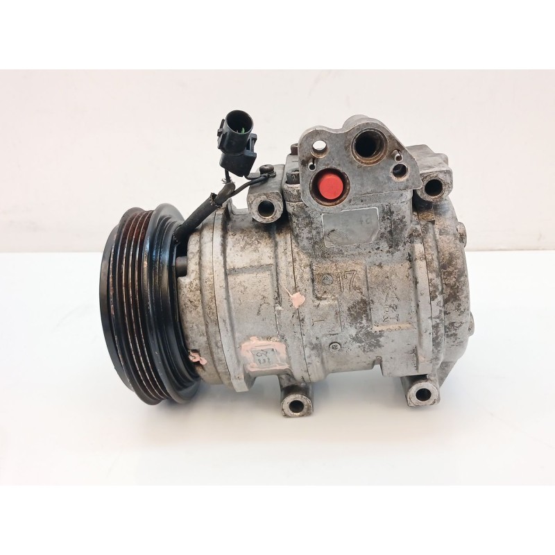 Recambio de compresor aire acondicionado para kia carnival 2.9 turbodiesel cat referencia OEM IAM 015012000  DOWON