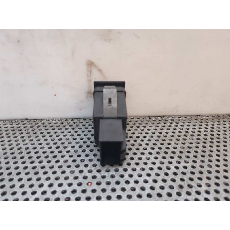 Recambio de warning para volkswagen polo (9n1) highline referencia OEM IAM - Negro 3