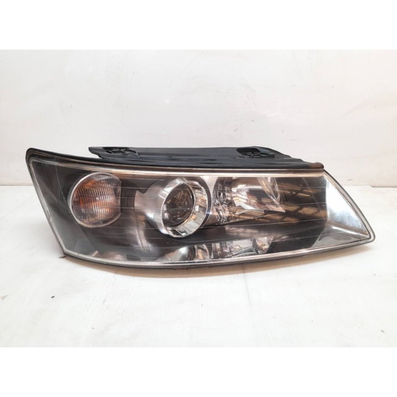 Recambio de faro derecho para hyundai sonata (nf) 2.4 style referencia OEM IAM   
