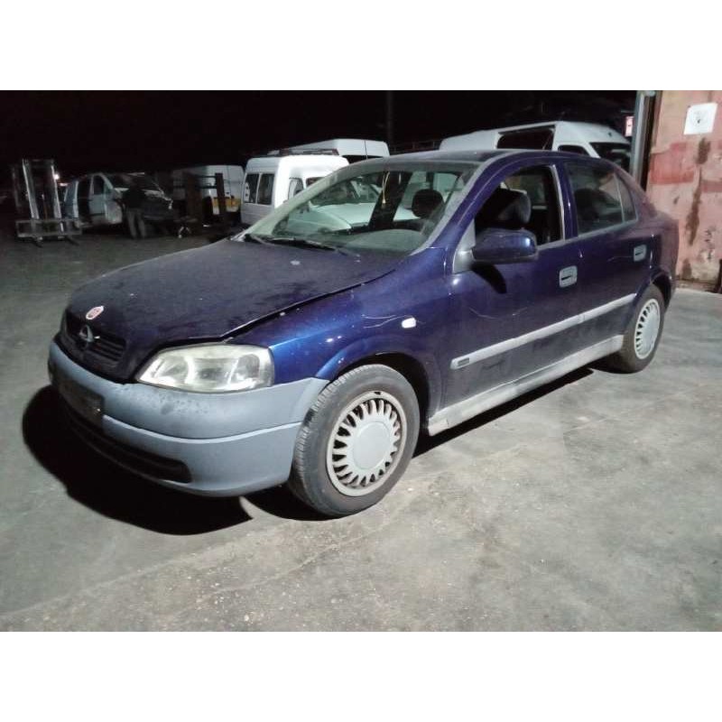 opel astra g berlina del año 2001