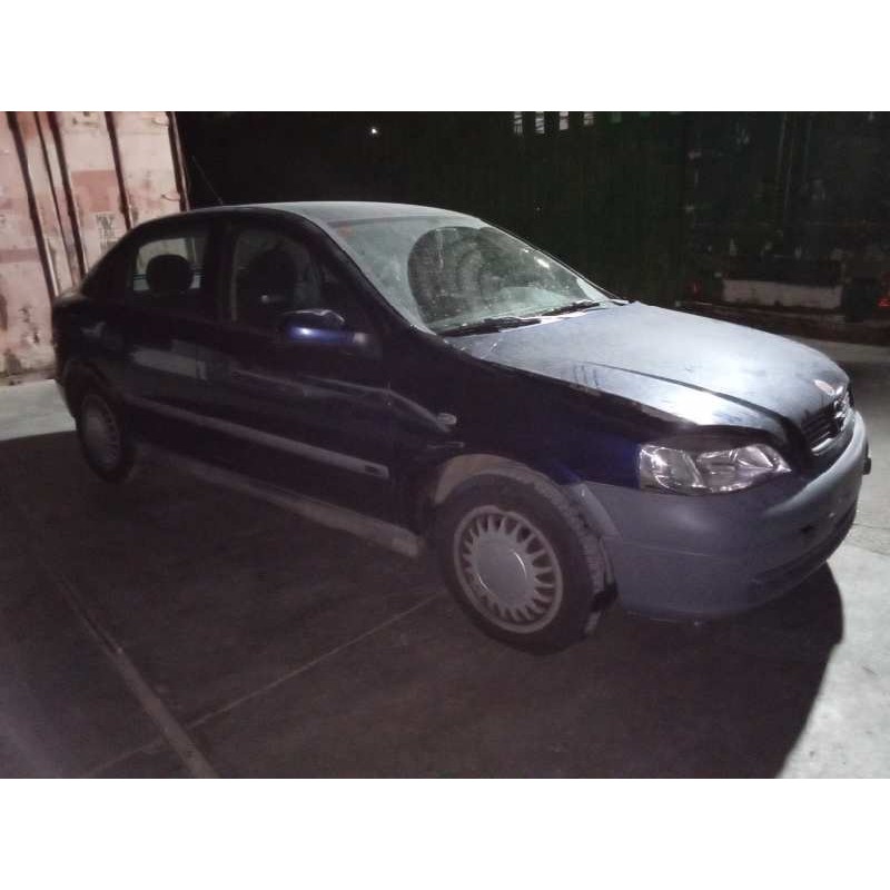 opel astra g berlina del año 2001
