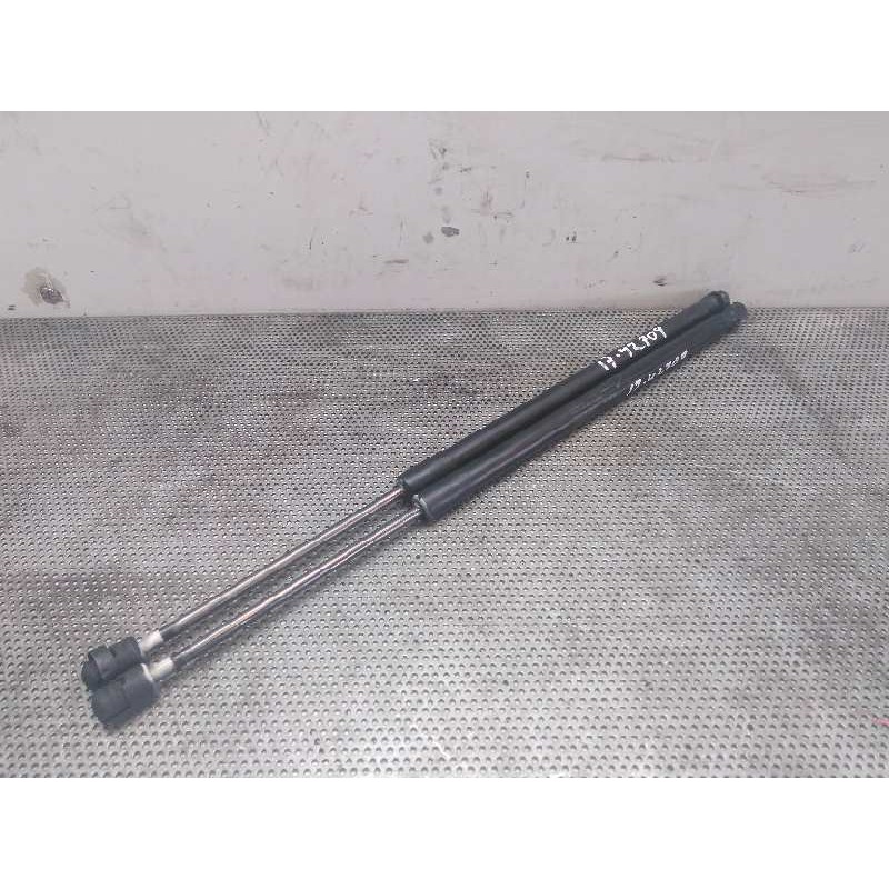 Recambio de amortiguadores capo para toyota corolla verso (r1) 2.2 turbodiesel cat referencia OEM IAM - Blanco