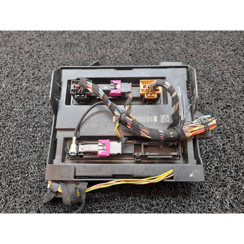 Recambio de centralita check control para audi a4 ber. (b8) básico quattro referencia OEM IAM 8K0907064CC 5DK009918 HELLA