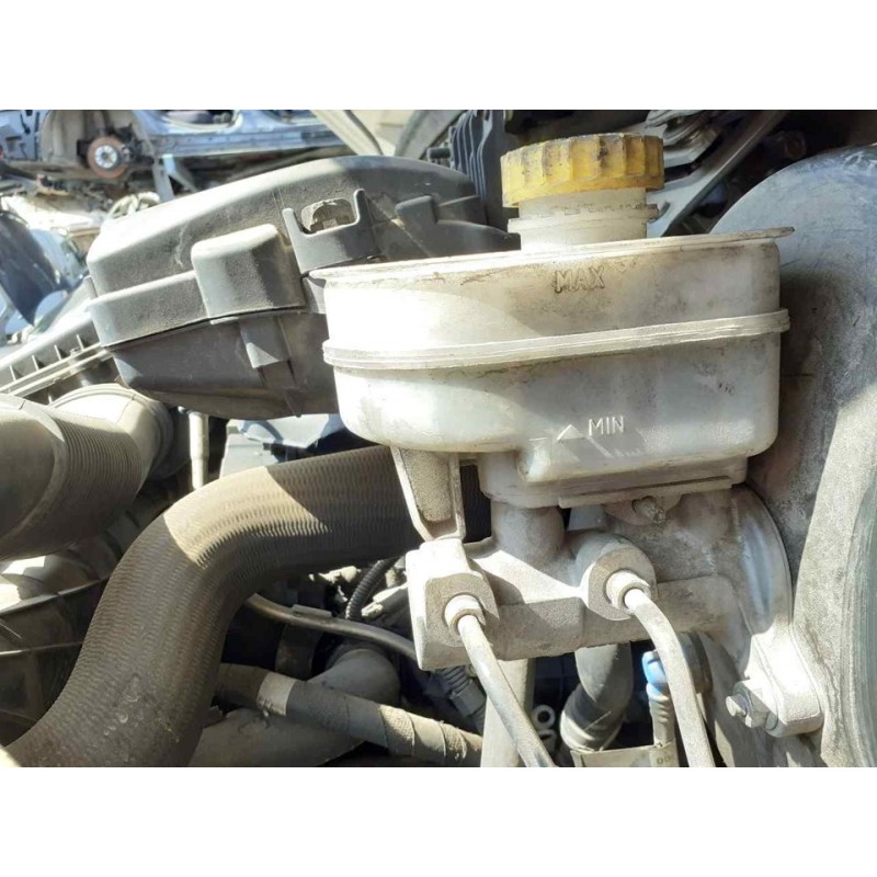 Recambio de bomba freno para iveco daily furgón fg h2 33 s ... v batalla 3520 l referencia OEM IAM - Blanco 2