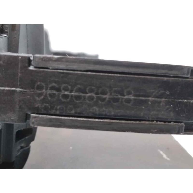 Recambio de maneta exterior delantera derecha para opel vivaro furgón l express referencia OEM IAM 9686895877 - Blanco 3