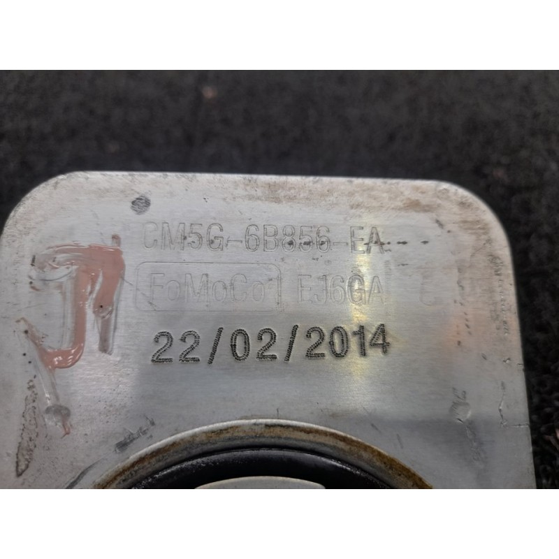 Recambio de enfriador aceite motor para ford b-max titanium referencia OEM IAM CM5G6B856EA - Blanco 2