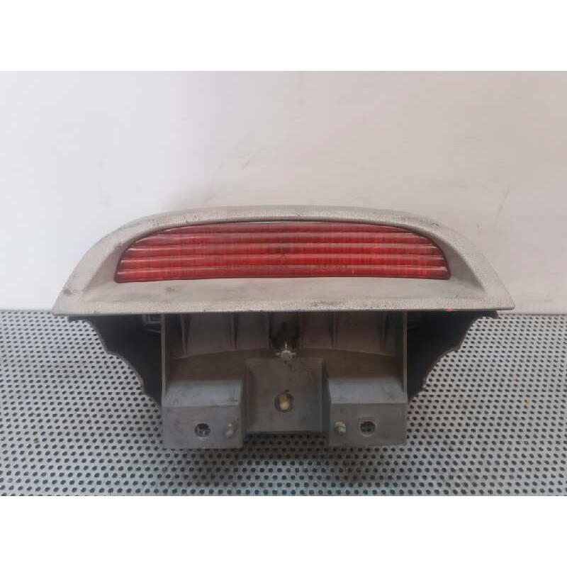 Recambio de luz central de freno para kia rio ls berlina (5-ptas.) referencia OEM IAM   