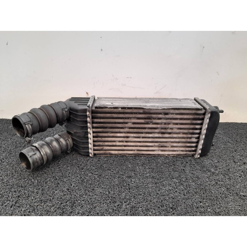 Recambio de intercooler para citroën c3 picasso sx referencia OEM IAM 9680275480 D8553006 