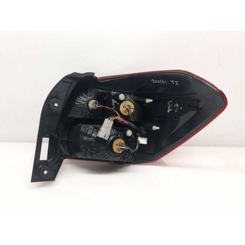 Recambio de piloto trasero izquierdo para subaru xv executive referencia OEM IAM - Gris 2