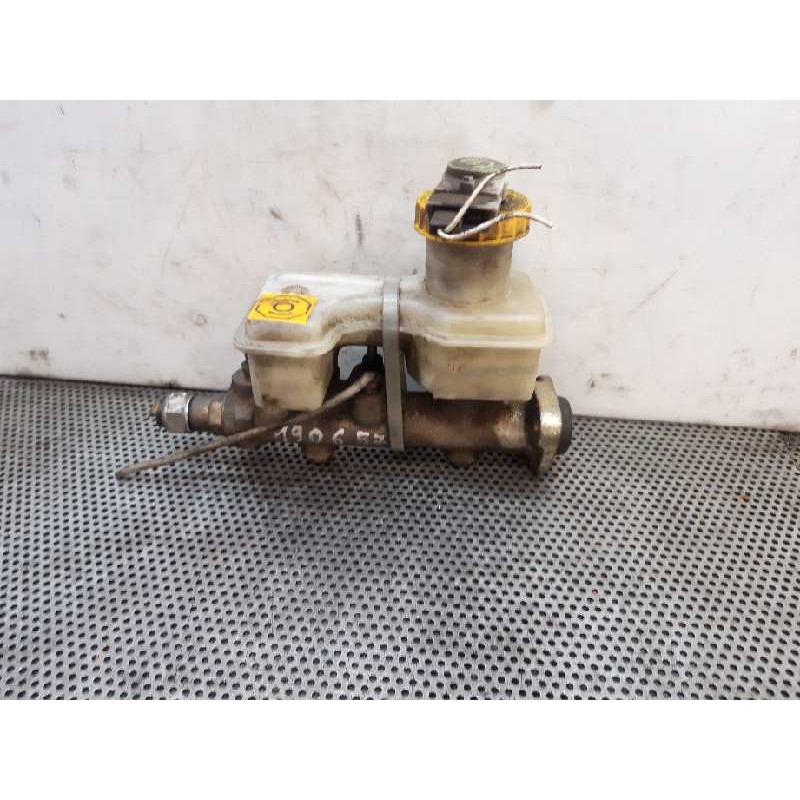 Recambio de bomba freno para aixam 400 0.4 referencia OEM IAM - Blanco 3