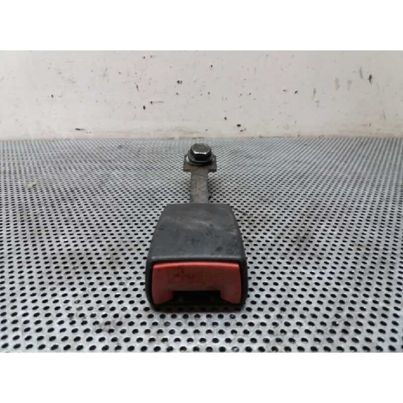 Recambio de enganche cinturon delantero derecho para nissan micra (k12e) 1.5 dci turbodiesel cat referencia OEM IAM   