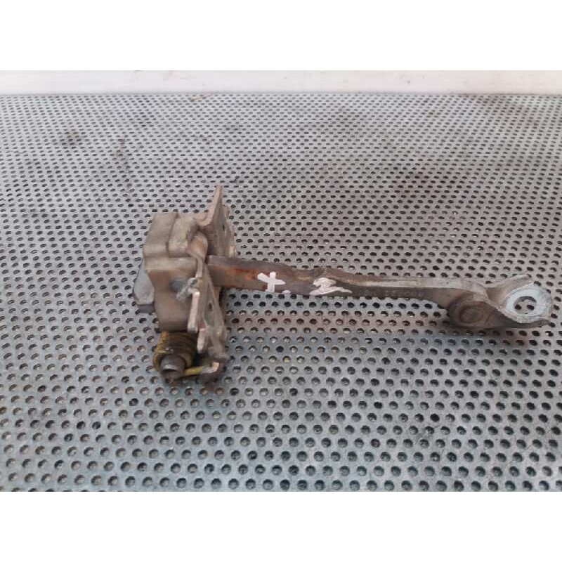 Recambio de retenedor puerta trasera izquierda para renault laguna ii (bg0) 1.9 dci diesel cat referencia OEM IAM 000722