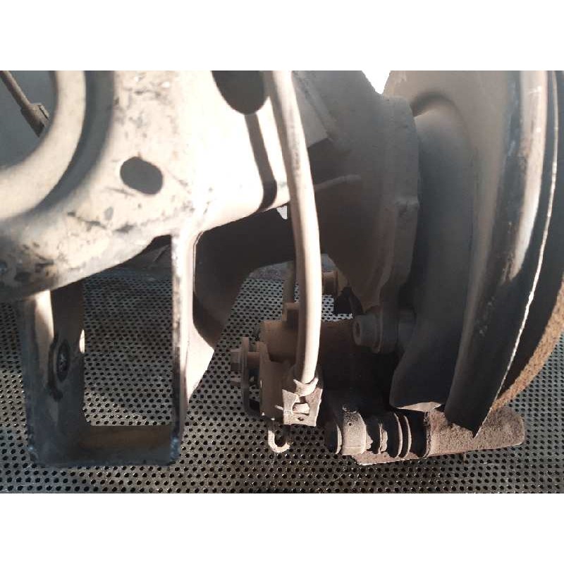 Recambio de puente trasero para volkswagen polo (9n1) highline referencia OEM IAM - Negro 3