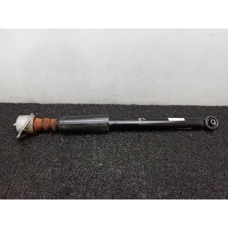 Recambio de amortiguador trasero derecho para volkswagen polo (9n1) highline referencia OEM IAM   