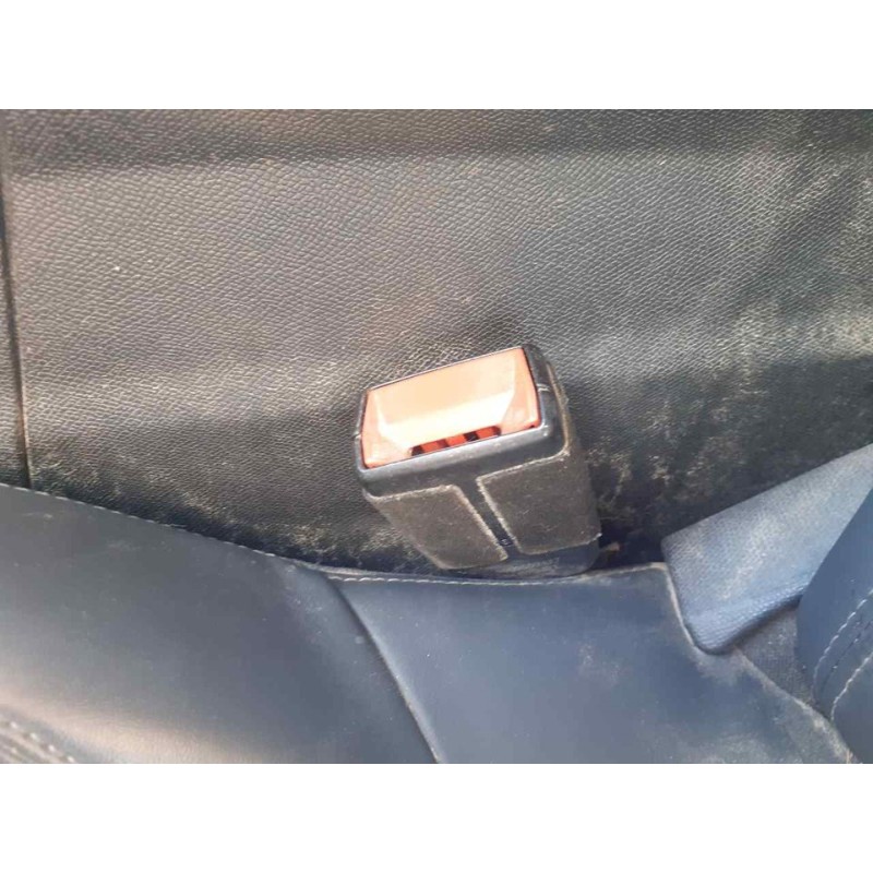 Recambio de enganche cinturon delantero izquierdo para peugeot 3008 allure referencia OEM IAM   