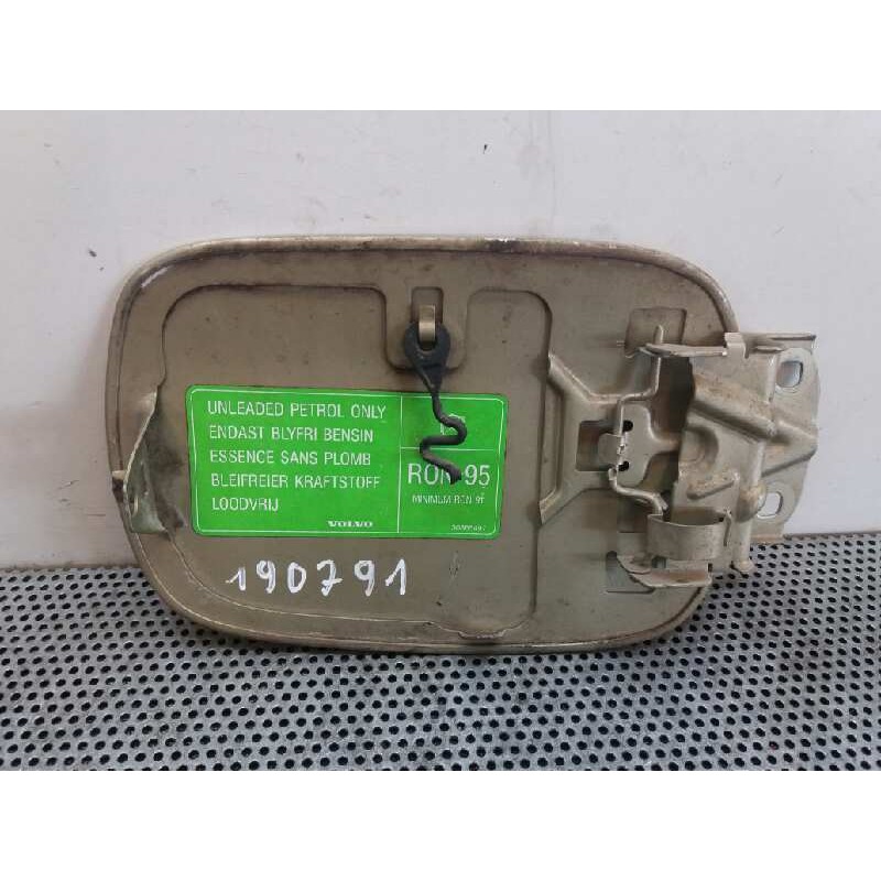 Recambio de tapa exterior combustible para volvo s40 berlina 1.8 16v referencia OEM IAM 2