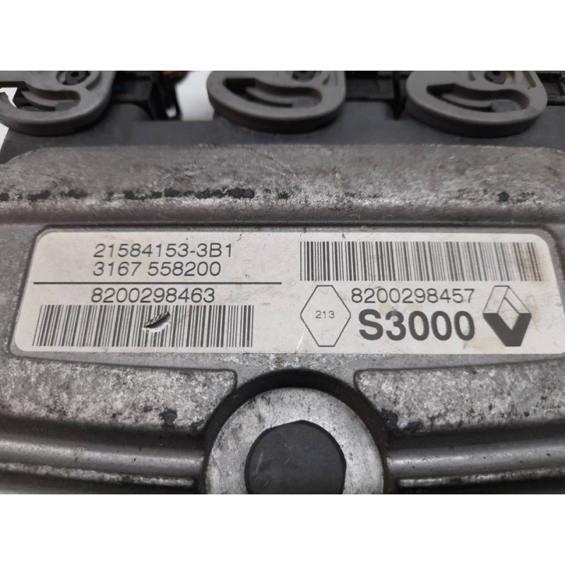 Recambio de centralita motor uce para renault megane ii berlina 5p 1.6 16v referencia OEM IAM 8200298457 215841533B1 8200298463 - Rojo 2