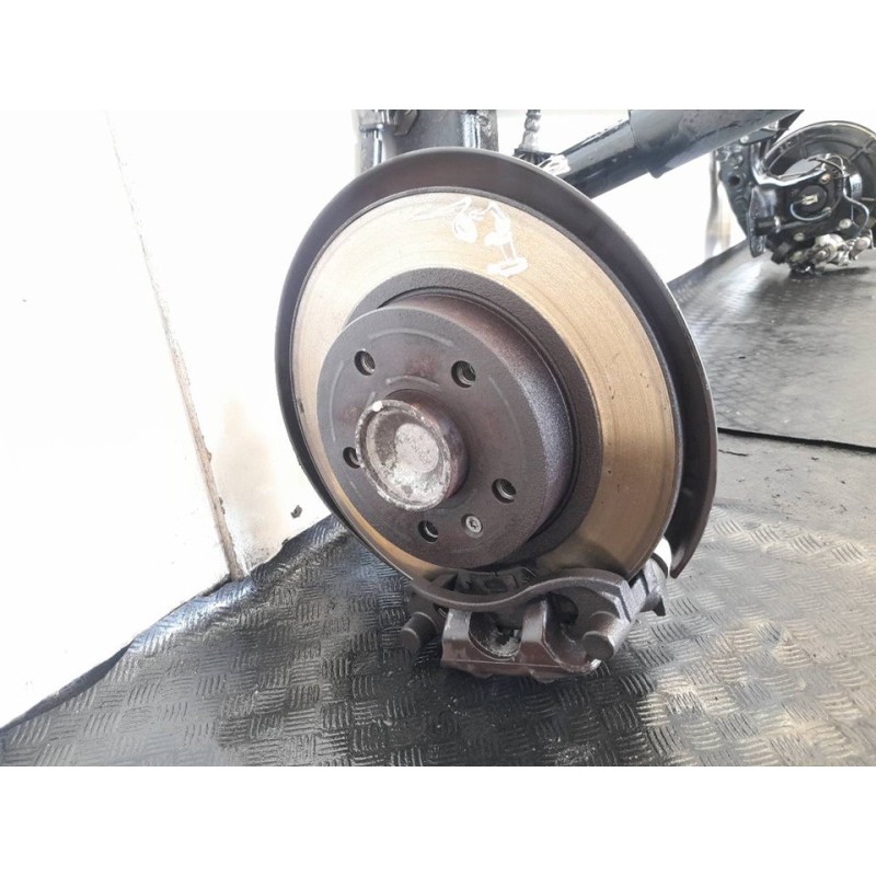 Recambio de puente trasero para opel astra g berlina comfort referencia OEM IAM 2