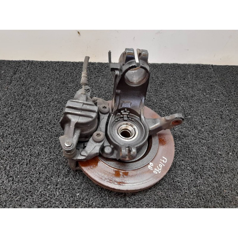 Recambio de mangueta delantera derecha para citroën c3 picasso sx referencia OEM IAM - Blanco 2