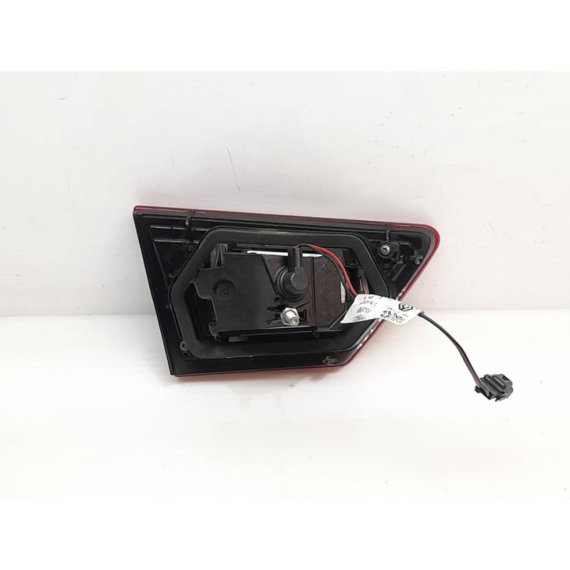 Recambio de piloto trasero derecho interior para renault clio iv limited referencia OEM IAM - Blanco 2
