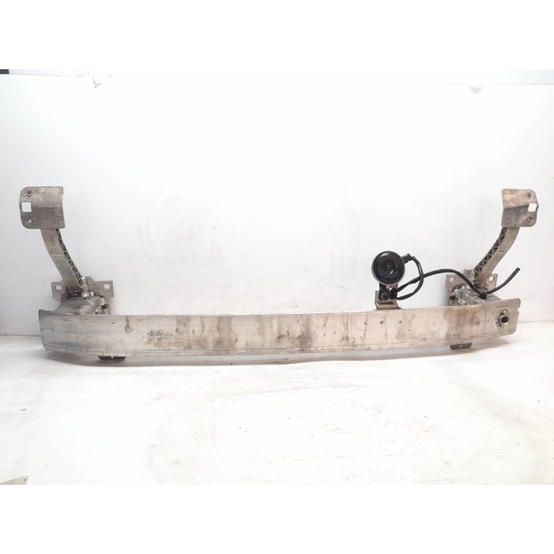 Recambio de refuerzo paragolpes delantero para citroën c4 cactus feel edition referencia OEM IAM 9801276380  