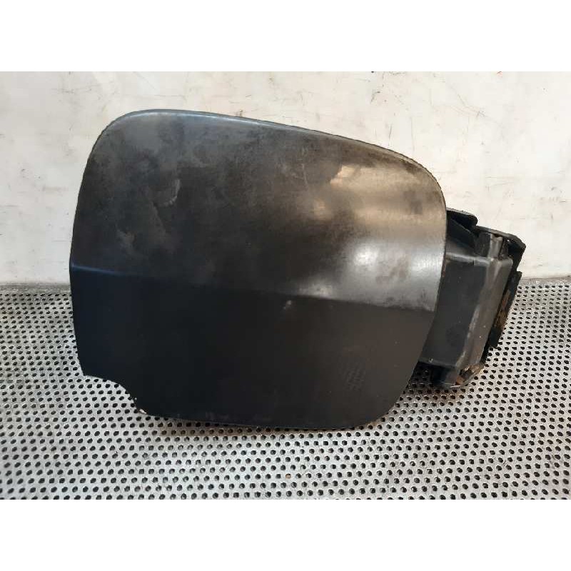 Recambio de tapa exterior combustible para renault clio grandtour business referencia OEM IAM   