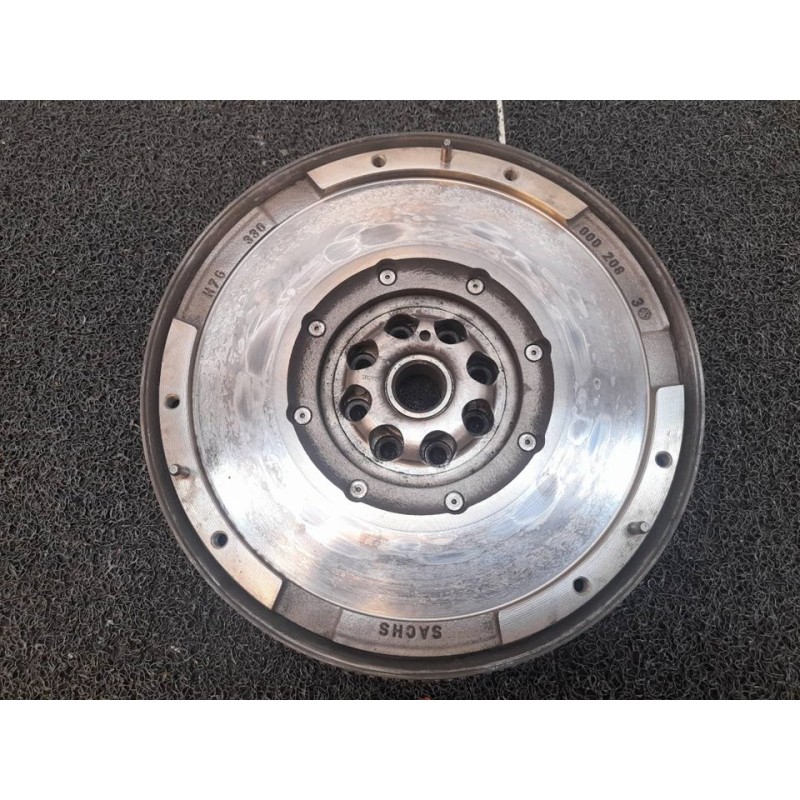 Recambio de volante motor para ssangyong kyron 200 xdi limited referencia OEM IAM 330000208  SACHS