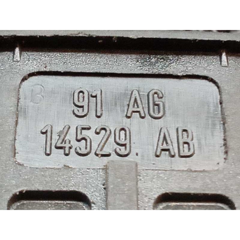 Recambio de mando elevalunas delantero derecho para ford escort berlina/turnier ghia berlina referencia OEM IAM 91AG14529AB 2