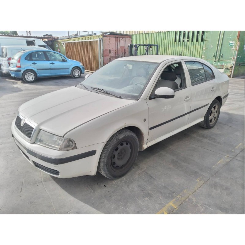 skoda octavia berlina (1u2) del año 2010