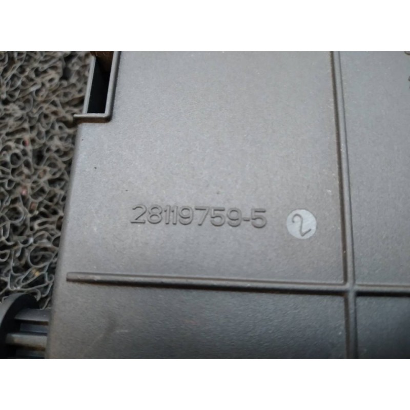 Recambio de caja reles / fusibles para citroën c4 berlina cool referencia OEM IAM 281197595 5