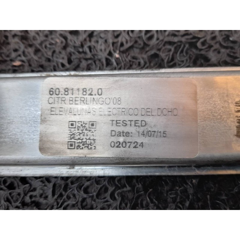 Recambio de elevalunas delantero derecho para citroën berlingo station wagon x referencia OEM IAM 60811820 - Blanco 5