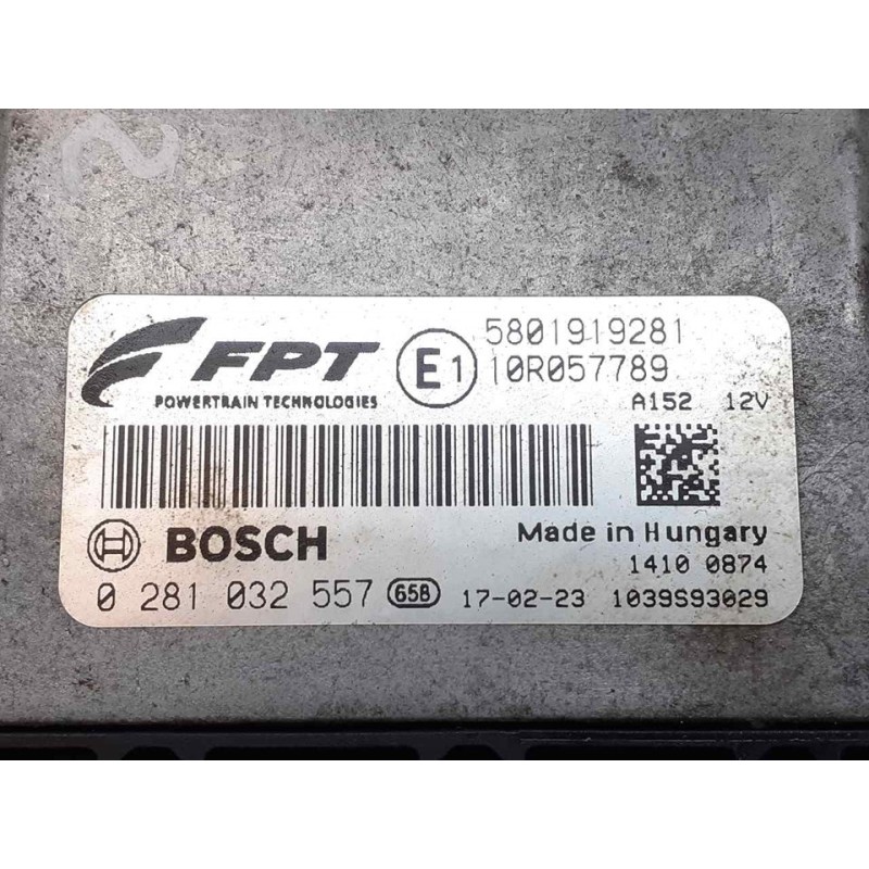 Recambio de centralita motor uce para iveco daily furgón fg h2 33 s ... v batalla 3520 l referencia OEM IAM 0281032557  BOSCH - Blanco 2