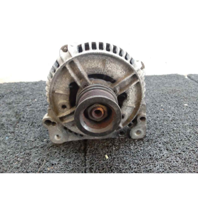 Recambio de alternador para audi 80 avant referencia OEM IAM 0123510008 028903027G BOSCH 2
