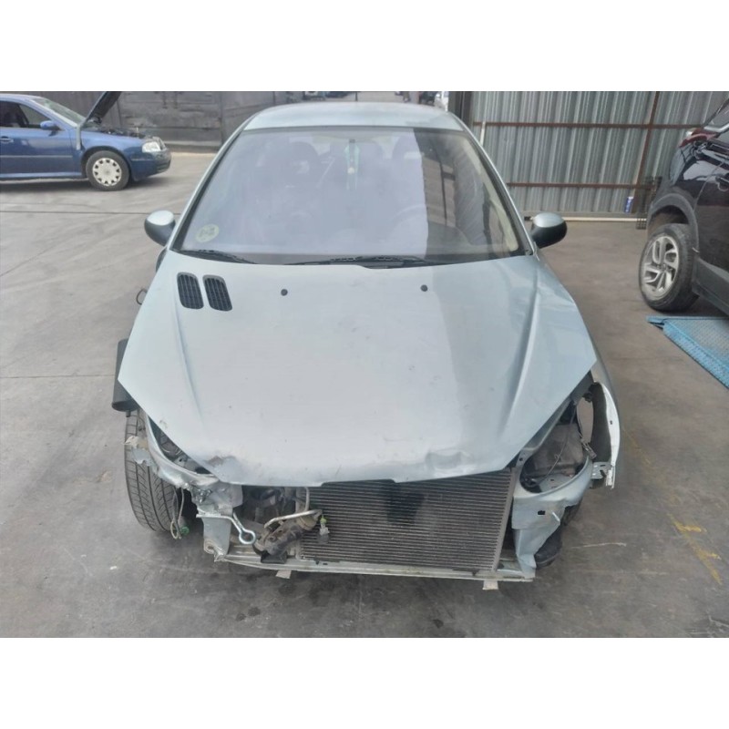 peugeot 206 berlina del año 2002
