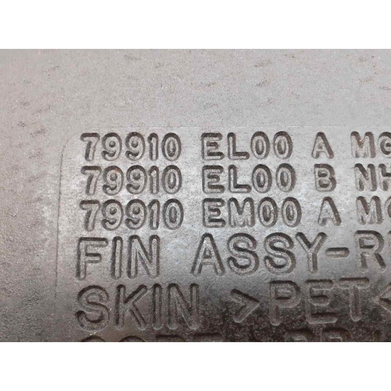 Recambio de bandeja trasera para nissan tiida (c11x/sc11x) acenta referencia OEM IAM 79910 - Negro 2
