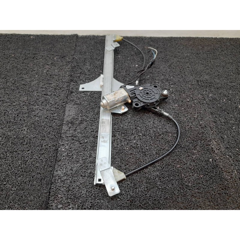 Recambio de elevalunas delantero derecho para citroën berlingo station wagon x referencia OEM IAM 60811820 - Blanco 8