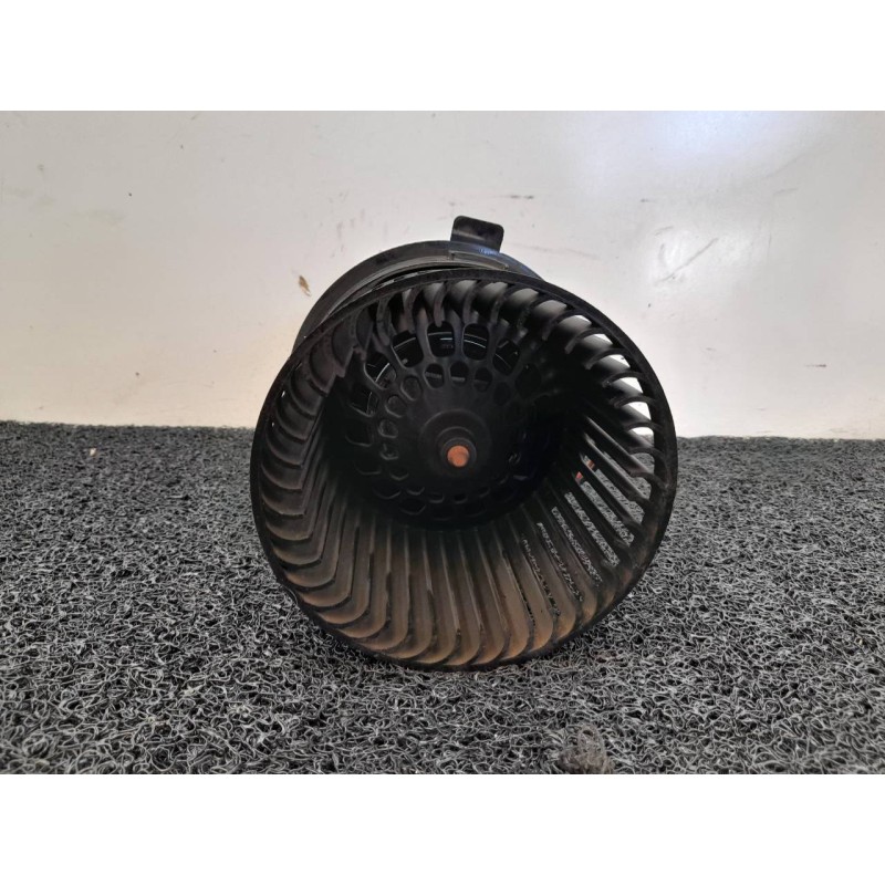 Recambio de motor calefaccion para citroën c3 picasso sx referencia OEM IAM T10005885  VALEO - Blanco 4